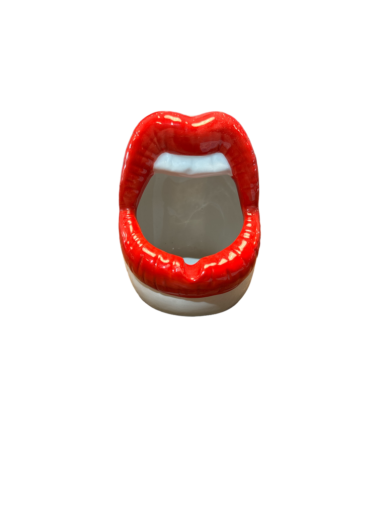 Lips Ashtray