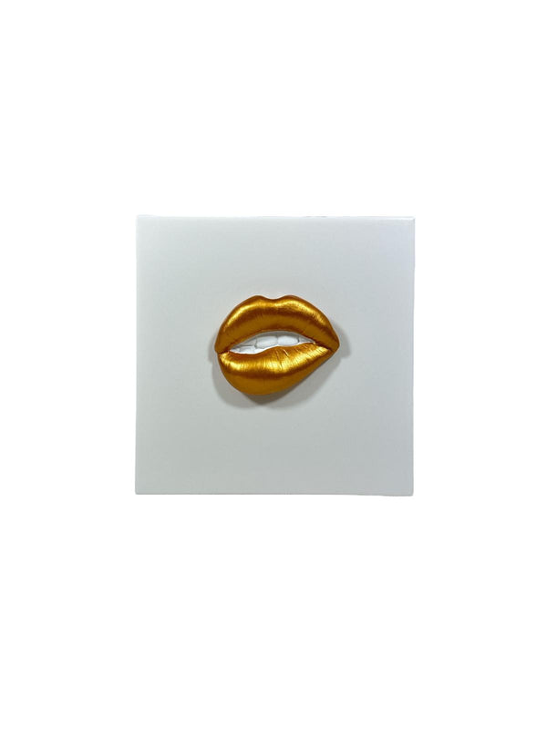 Ceramic tile with embossed lips